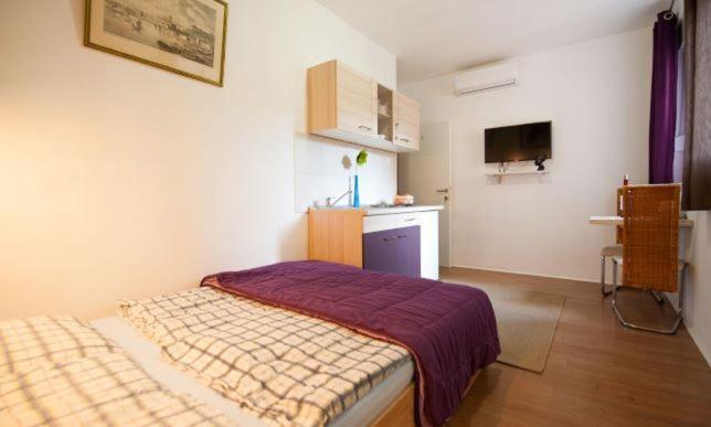 Centar 2 Private Room With Ensuite And Kitchenette Split Eksteriør billede
